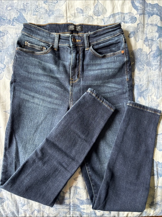 Judy Blue Denim - Judy‎ Blue Indigo Skinny Jeans with Subtle Whiskering
